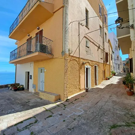 Domo Cicita Nell'antico Borgo Apartment Castelsardo