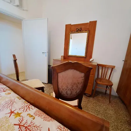 Domo Cicita Nell'antico Borgo