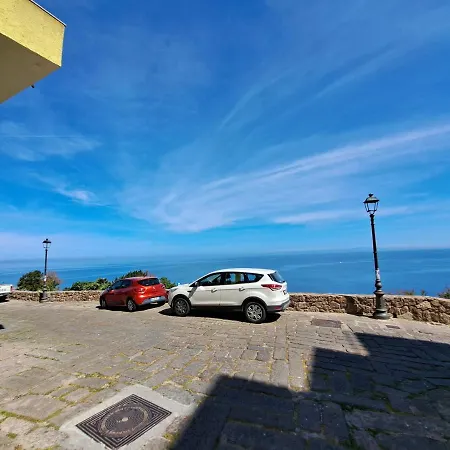 Domo Cicita Nell'antico Borgo Apartamento